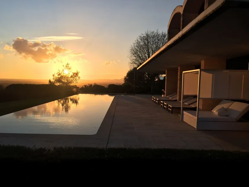 Luxusvilla, absolute Privatsphäre, Panoramaaussichten, 8 Personen - Image 1