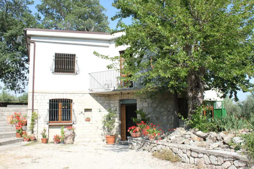 Tolles Haus mit eigenem Pool und herrlicher Aussicht in der Nähe von Bergen und dem Strand. - Image 1