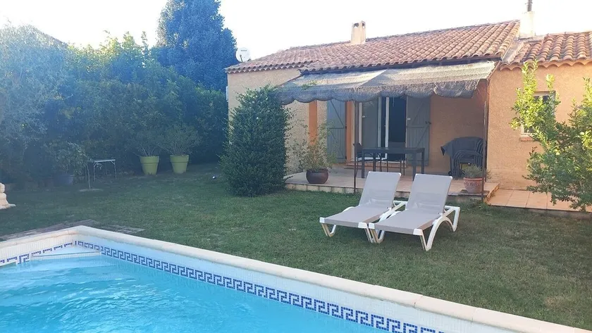 Coqueta casa con pisc cerca de Provenza Střemy para 4-5 personas - Image 1