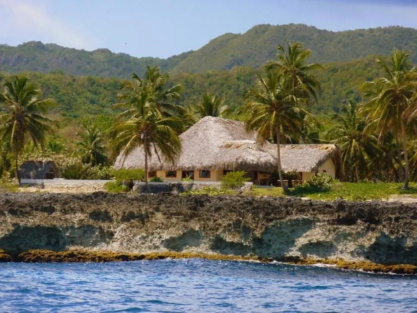 Villa Punta Coral - Image 1