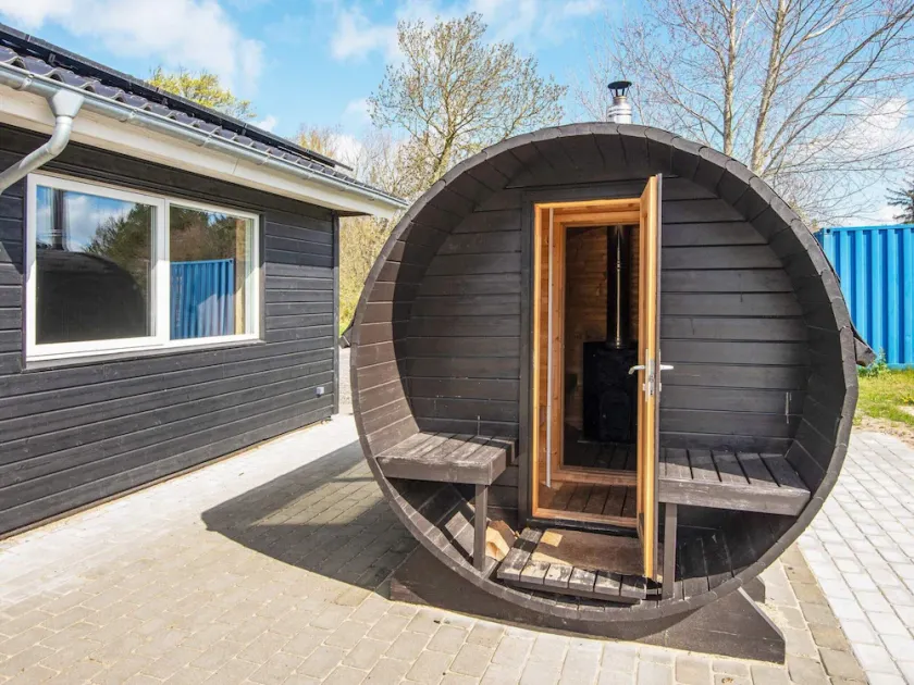 16 person holiday home in Rømø - Image 1