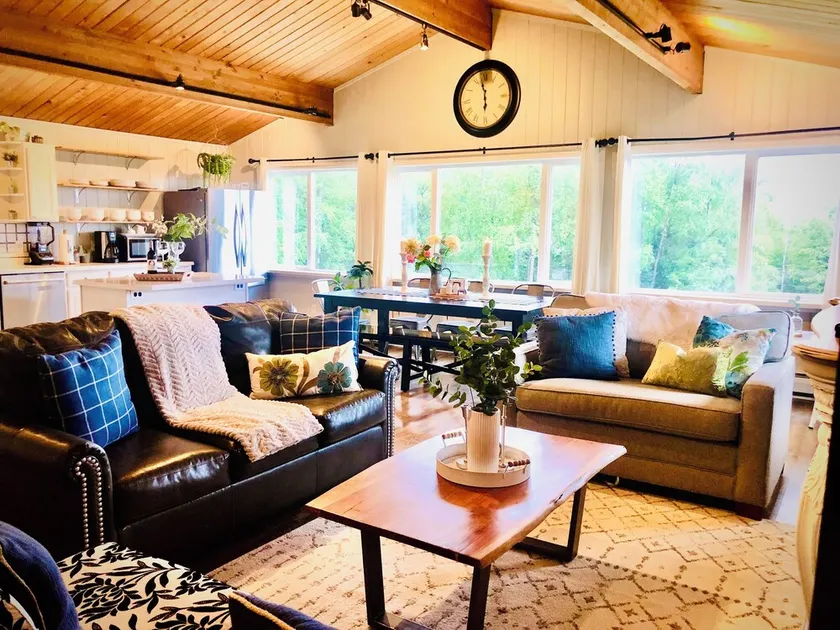 Belle 3br / 2ba Hideaway! Idéal pour les groupes et les familles! Vues Inlet et Denali - Image 1