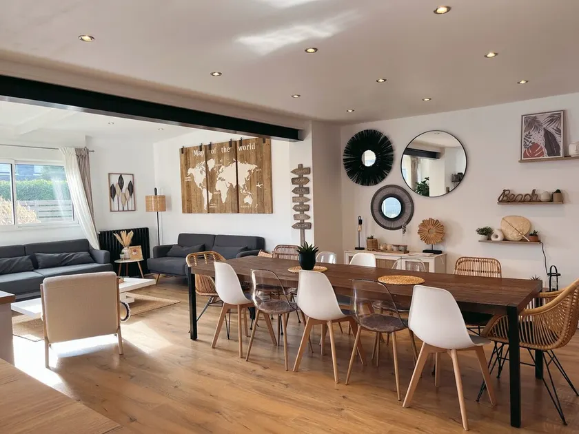 Large house, ideal for vacations with family or friends, close to beaches - Image 1