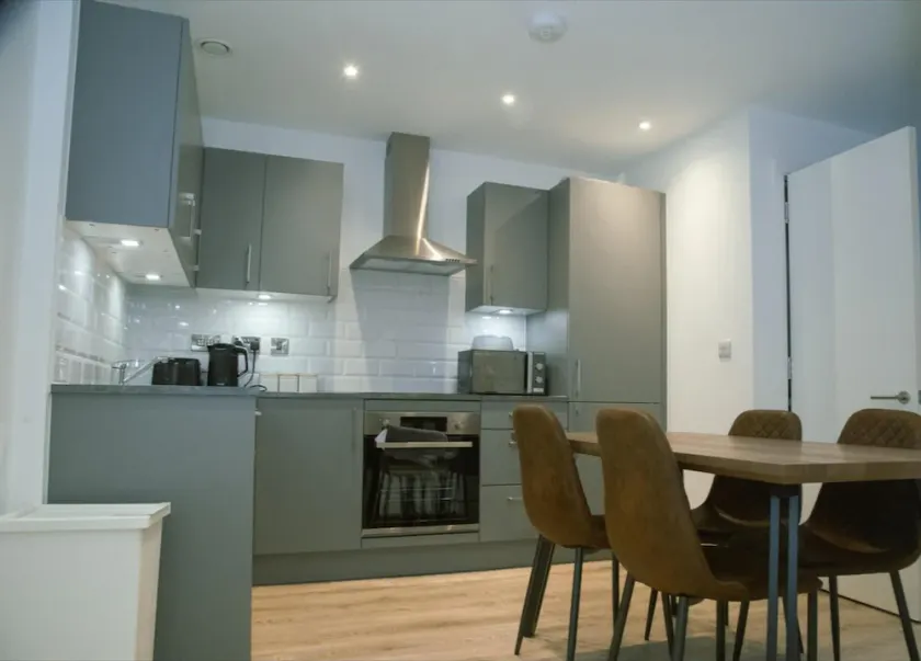 Charming 2 Bedroom Apartment in Birmingham - Image 1