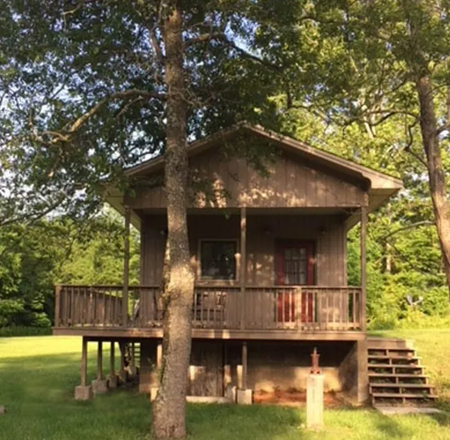 Little Cozy Cottage near Greenbrier (PGA) and Homestead and local Fly fishing - Image 1