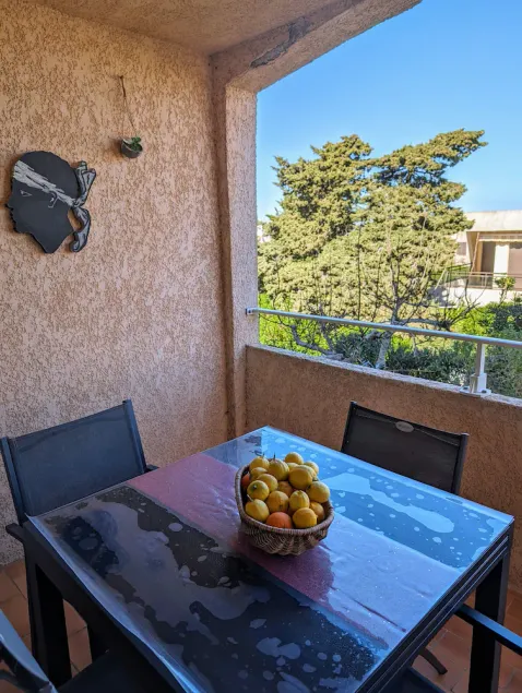 Charming apartment 50 meters from the beach - Image 1