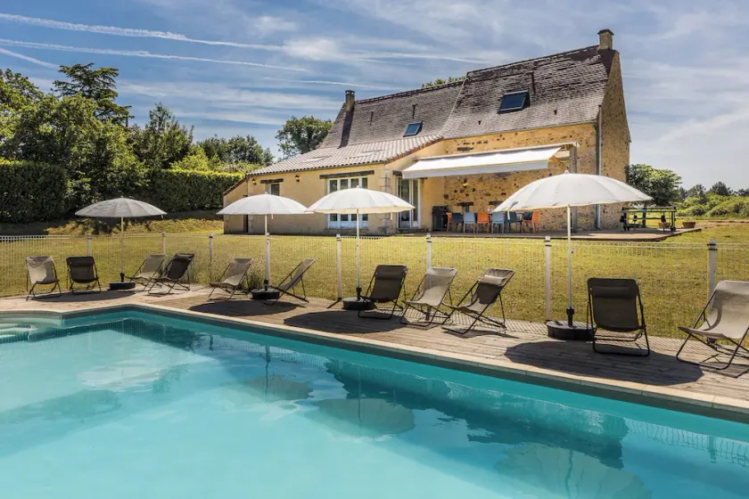 Labelle very private holiday home with its own private pool - Image 1