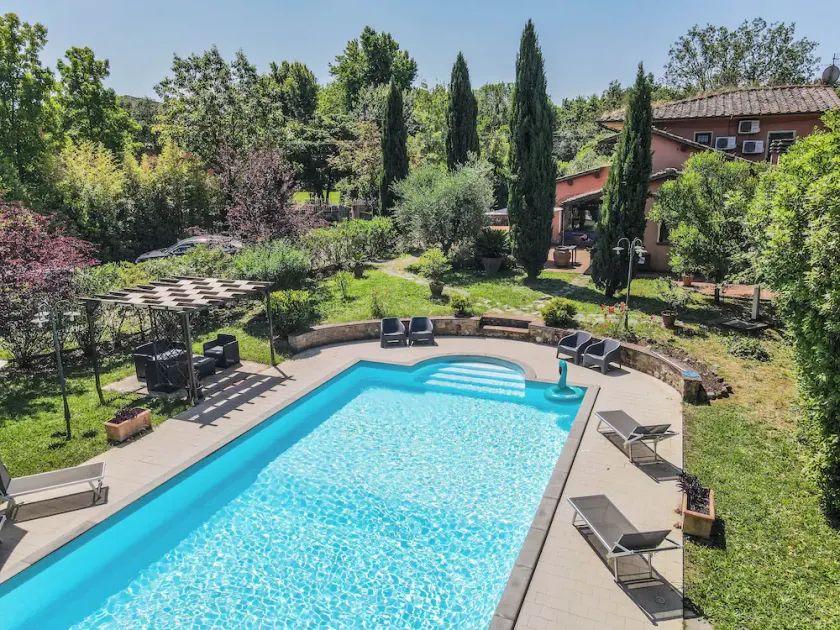 Casa con piscina privata, giardino recintato, aria condizionata a 25km da Lucca - Image 1
