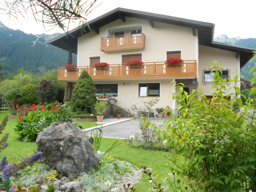 Ferienwohnung mit 4 Edelweiß ausgezeichnet für 2-4 Personen in Höfen bei Reutte - Image 1