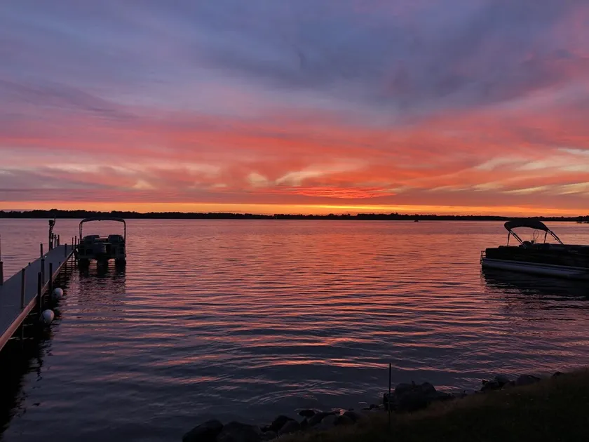 Verna's Good 'Nuff Cozy Cabin on East Rush Lake! - Image 1