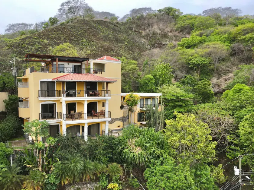 Amazing Ocean View atop Coco Cliffs - Image 1