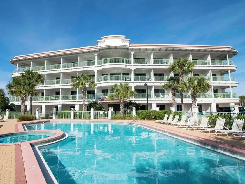 Inn at Seacrest 306- Great Gulf Views- Bikes Included - Image 1