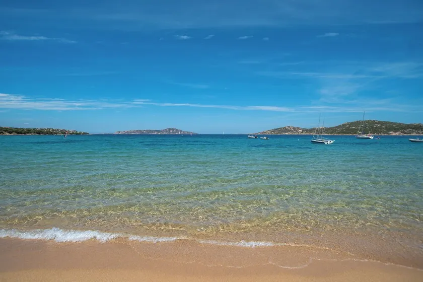 La Sciumara with beach access - Happy Rentals - Image 1