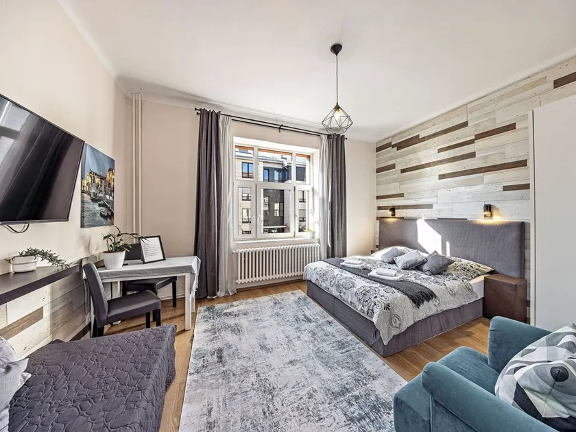 Prague Petite Price Penzion, Apartment 9, Sleeps 3, 10 min to Prague Center - Image 1