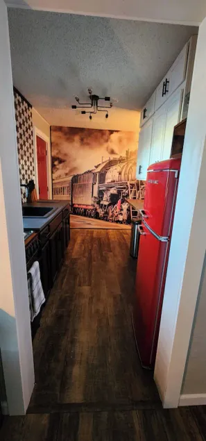 Cozy & Convenient Bungalow - Downtown & HPU - Image 1