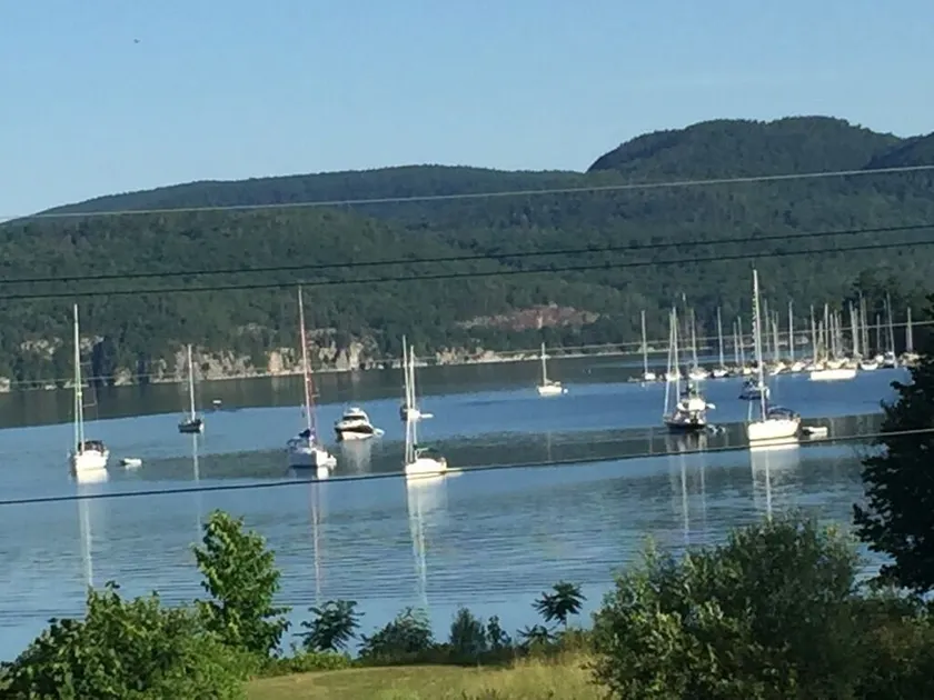 Caron Hideaway - Haus am See - Image 1