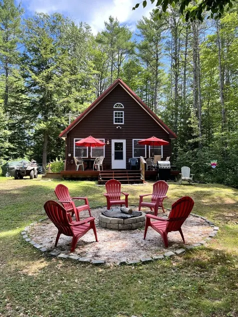 Knotty pine log cabin - boating, fishing, ATV trails and hiking! - Image 1