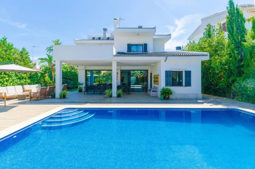 Villa Diagonal - Image 1