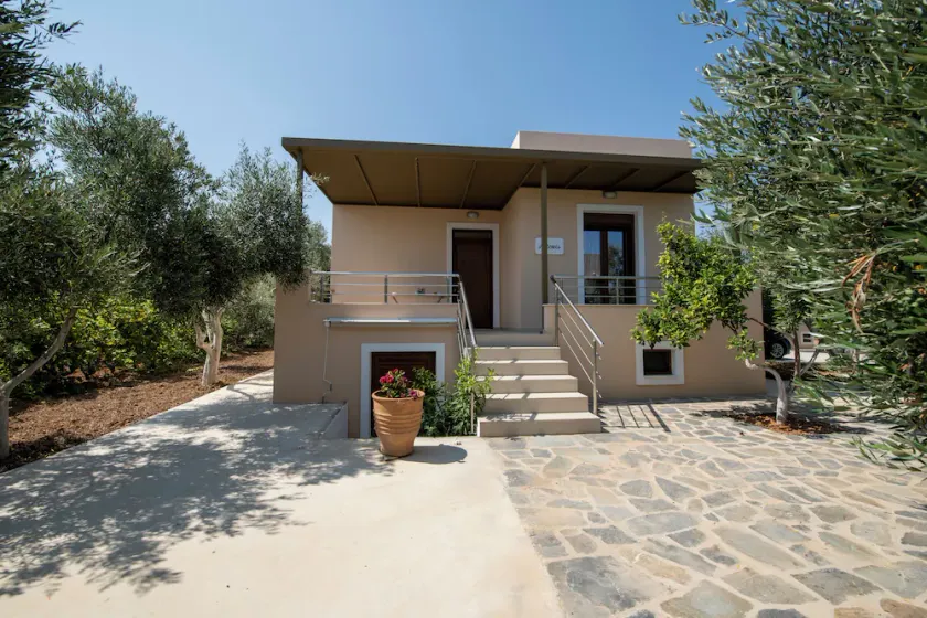 Villa Artemis: newly constructed 2-bedroom villa, ideal for couples - Image 1