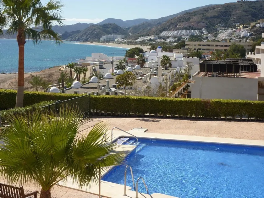 Fantastique appartement  pour 4  dans un complexe résidentiel en front de mer - Image 1