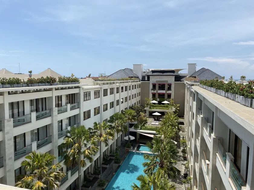 Spacious 2 Bedroom Penthouse Apt,50Mbps, Pool, Gym - Image 1
