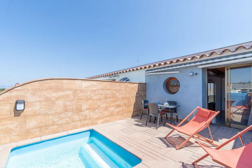 403-A-Bel appartement avec vue sur le canal et piscine - Image 1