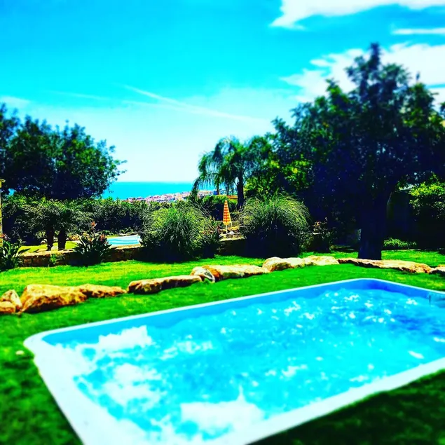 Einzelvilla mit privatem Pool und herrlichem Meerblick - Image 1