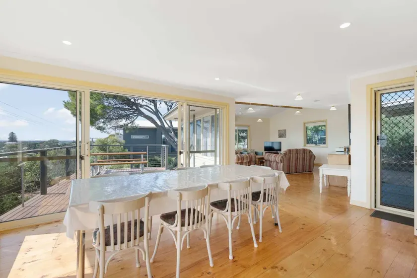 18 Seaview Road - Port Elliot - Image 1