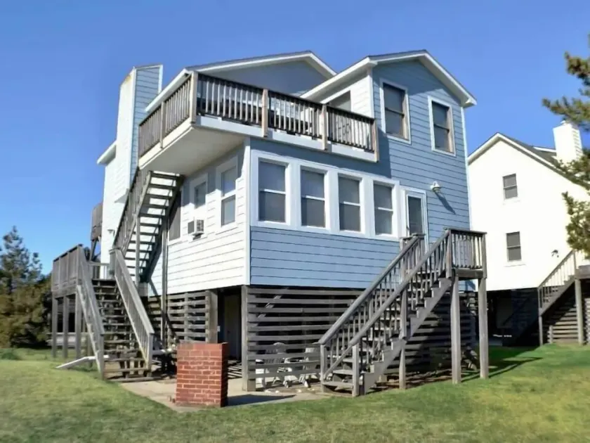 Gelegen in einer ruhigen Gemeinde in South Nags Head, ist es der perfekte Familienurlaub. - Image 1