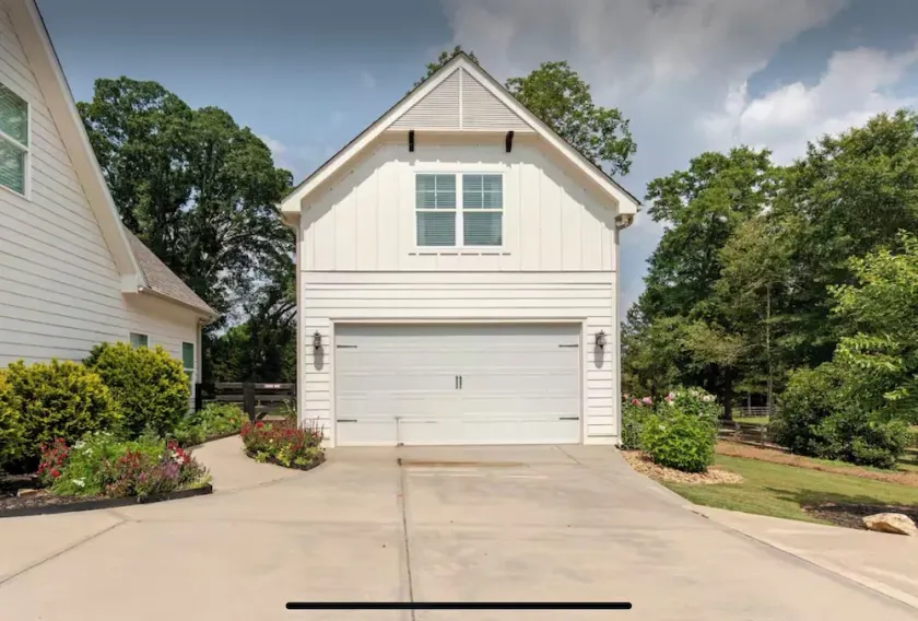 Quaint Carriage House - Minutes from Senoia and Trilith Studios. - Image 1