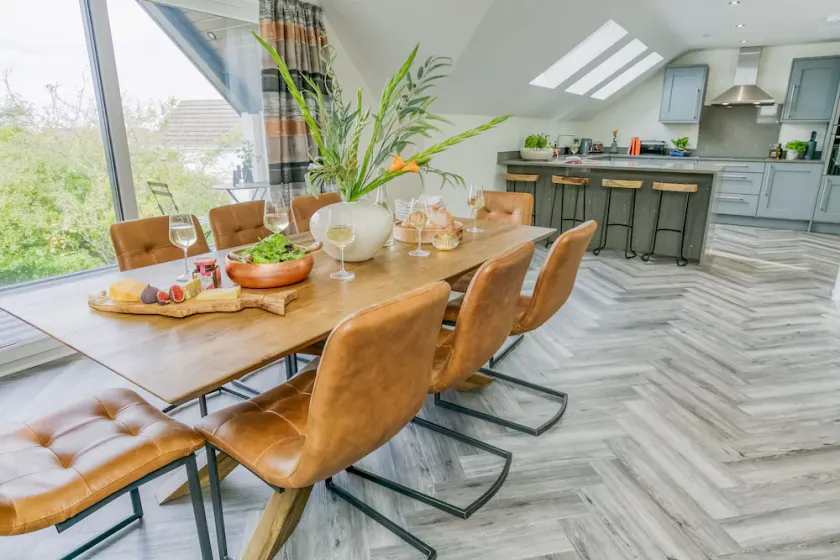 Madrona -  a sea view ; sleeps 8 guests  in 4 bedrooms - Image 1
