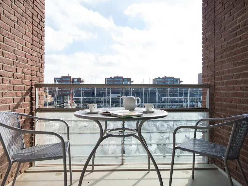 Appartement moderne près de la plage - Image 1