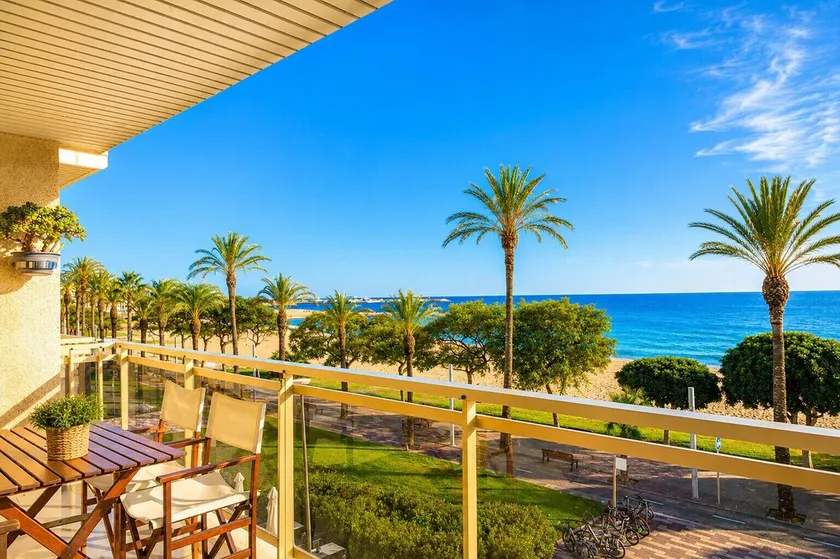 GOLF SANT JORDI 2 Lejlighed - Beachfront - Image 1