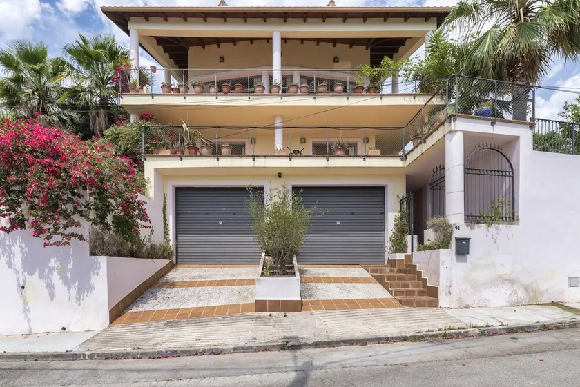 Casa com vista para o mar da família Sitges, grupos - Image 1