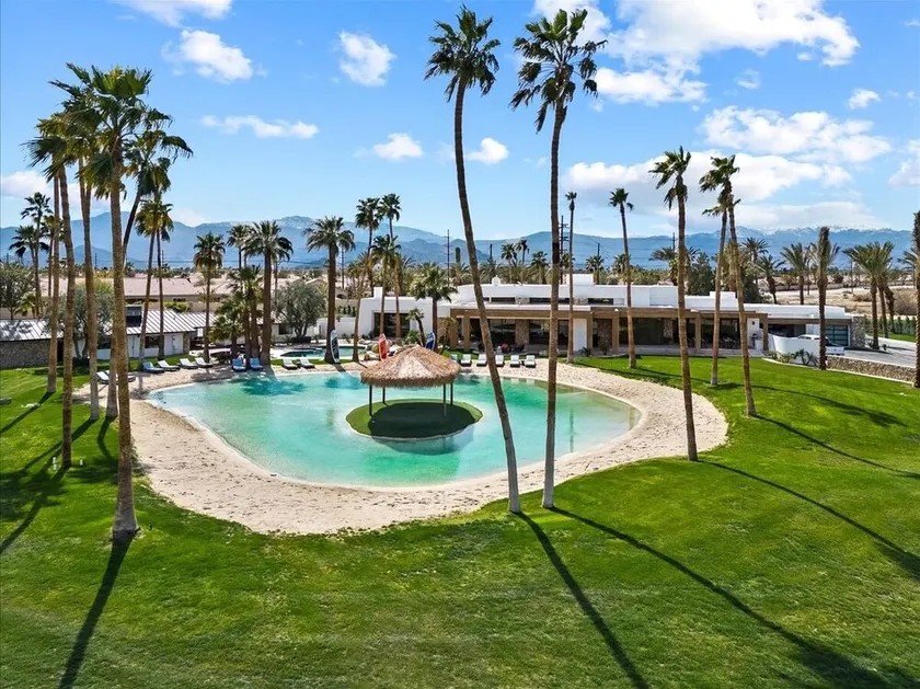 The Beach Club.Tennis,Pickle-ball,Soccer Field,sand beach.Beach Volleyball - Image 1