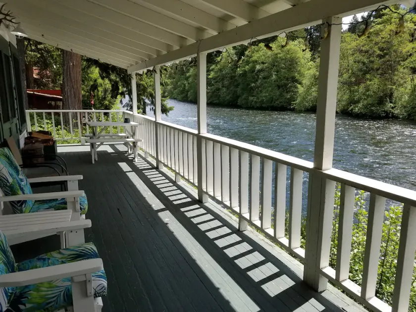 River House on the McKenzie  - Image 1