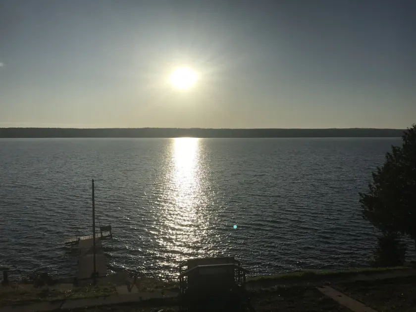 Lake Gogebic Private Cabin Hotel Room  - Image 1