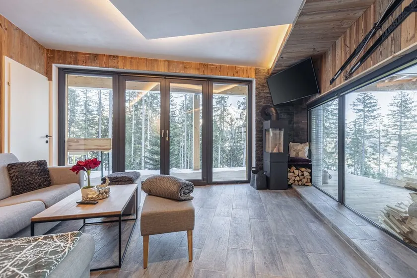 Superior Apartment with 3 bedroom - Image 1