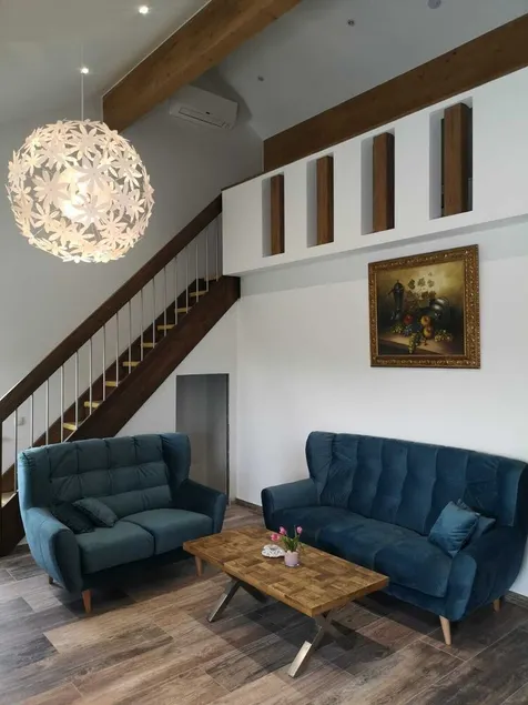 2 room loft apartment with large roof terrace - Image 1