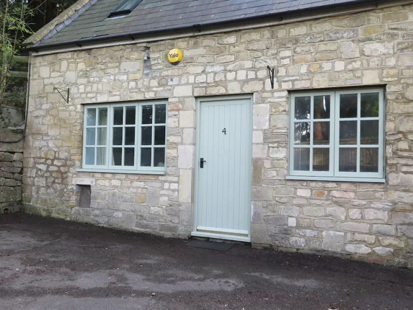 The Lodge Quaint Georgian Apartment, Wifi and Parking, near Bath - Image 1