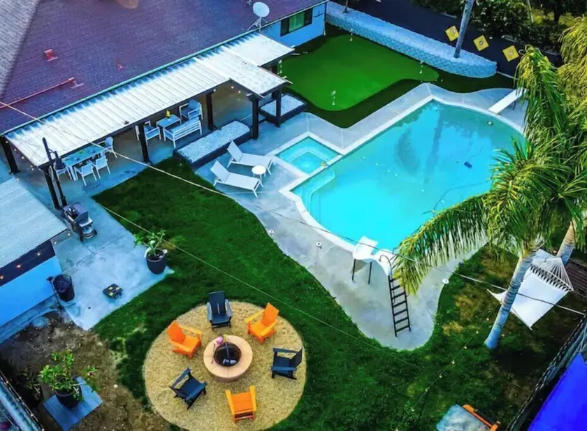 Tropical Oasis Retreat Pool/Jacuzzi/Game room/Bar - Image 1