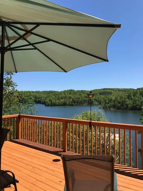 AMAZING views, Lakefront home with private boat dock in Flat Hollow - Image 1