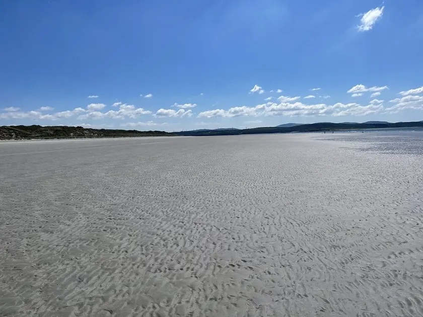 Luxury Donegal Beach Cottage at Dooey Beach, Dungloe - Image 1