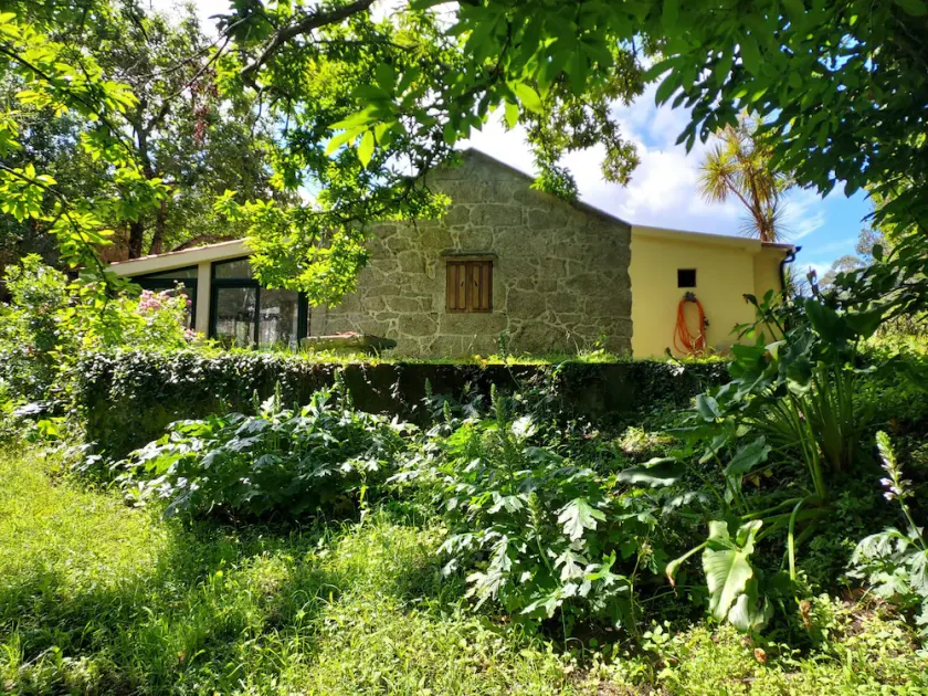 Lovely Stone Cottage in Bueu near the beach - Image 1