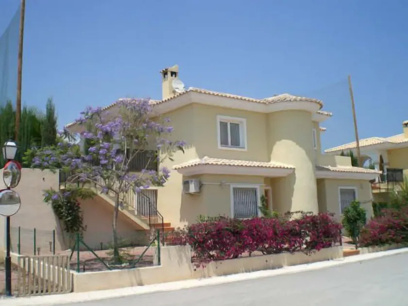 VacacionesMansión JACARANDA PISCINA PRIVADA ESPAÑA COSTA BLANCA EN GolfCourse BONALBA - Image 1