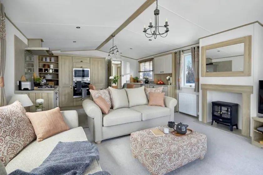 Bluebell Lodge - Image 1