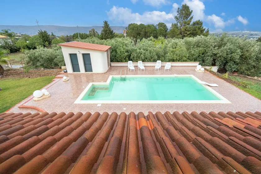 Villa 'Mariavittoria' con vistas al mar, Wi-Fi y aire acondicionado - Image 1