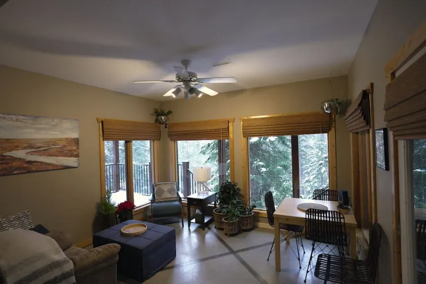 Quiet Mountain Escape- stay local & meet a legend. - Image 1