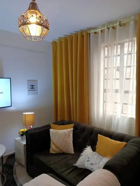 Lux Suites Red Plate Studio Apartments - Image 1