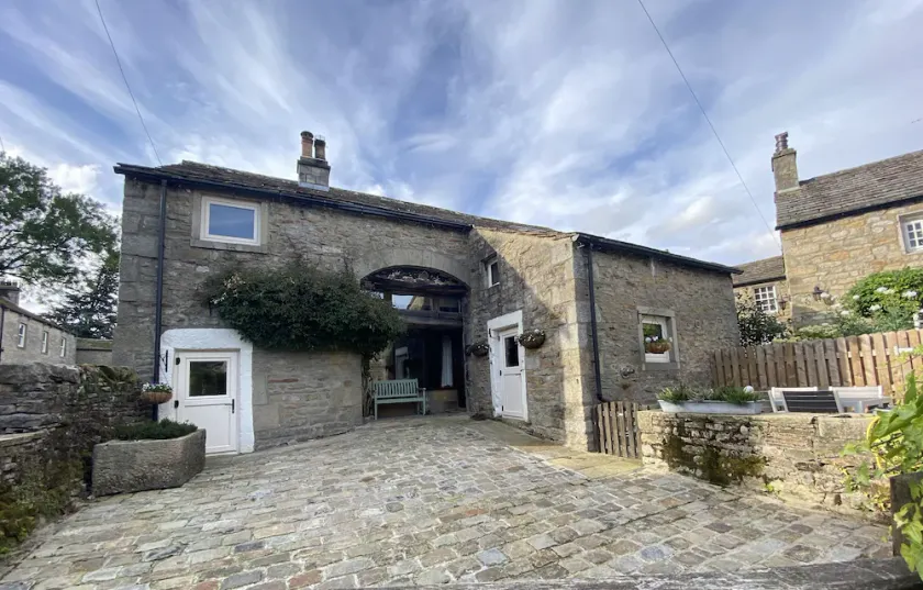 Charming and comfortable barn conversion in beautiful Burnsall - Image 1